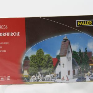 Bausatz: Dorfkirche, Faller HO, Zustand 1